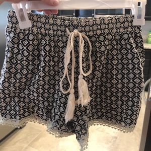 Super cute boutique shorts size small